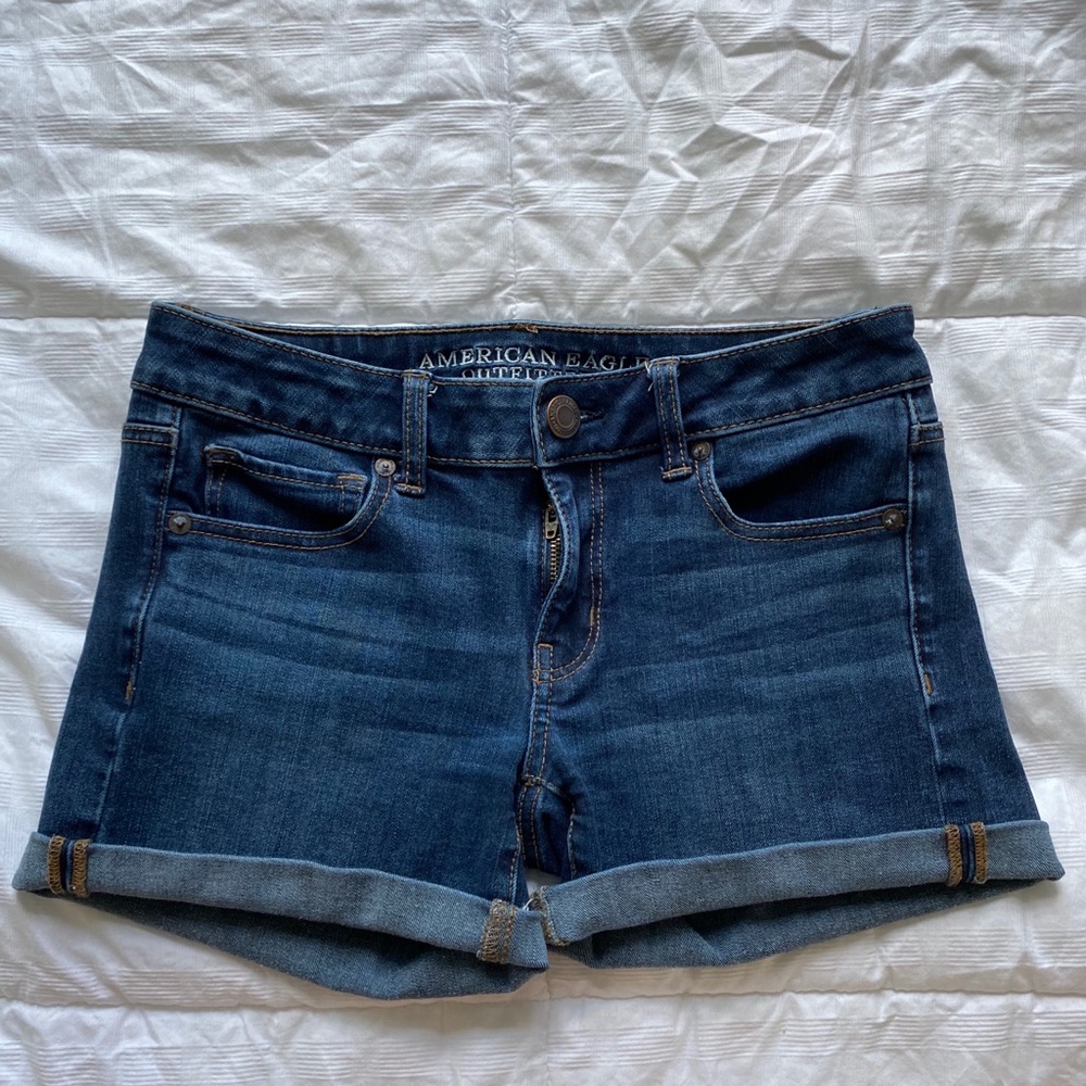 AE midi dark wash shorts